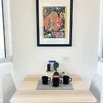 Apartment Dimore Della Cisterna